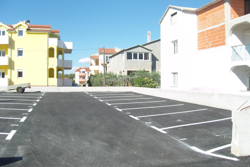 Apartments Tomic Vodice Exterior photo