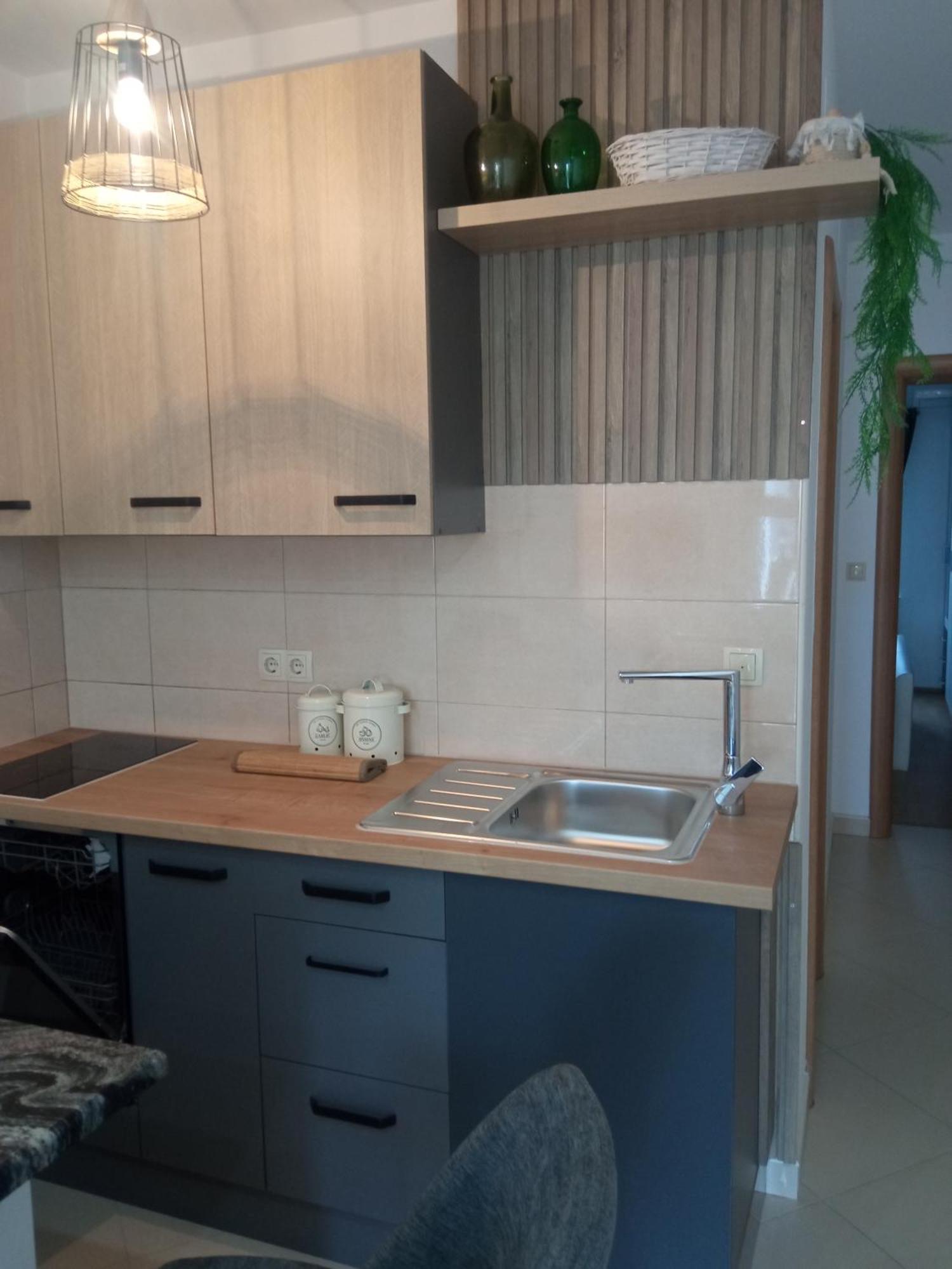 Apartments Tomic Vodice Exterior photo